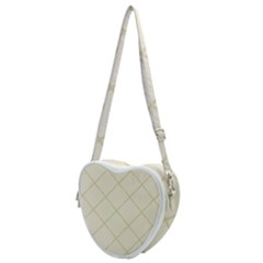 Discreet Cream Plaids Heart Shoulder Bag by ConteMonfrey