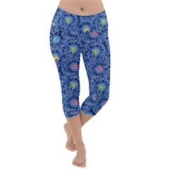 Floral Asia Seamless Pattern Blue Lightweight Velour Capri Yoga Leggings by Pakemis