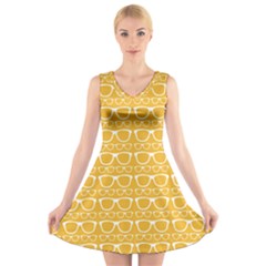 Pattern 200 V-neck Sleeveless Dress by GardenOfOphir