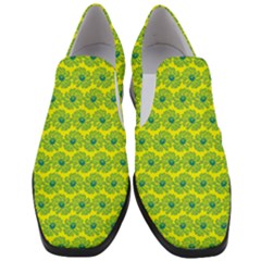 Gerbera Daisy Vector Tile Pattern Women Slip On Heel Loafers by GardenOfOphir