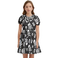 Skull-crossbones-seamless-pattern-holiday-halloween-wallpaper-wrapping-packing-backdrop Kids  Bow Tie Puff Sleeve Dress