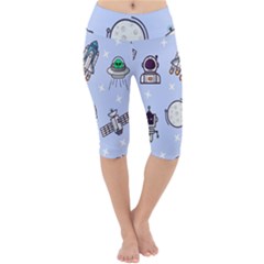 Seamless-pattern-with-space-theme Lightweight Velour Cropped Yoga Leggings by Salman4z