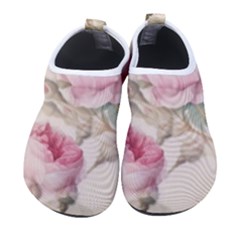 Roses Plants Vintage Retro Flowers Pattern Women s Sock-style Water Shoes by Bangk1t
