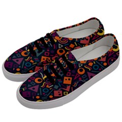 Doodle Pattern Men s Classic Low Top Sneakers by Grandong