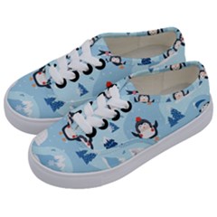 Christmas-seamless-pattern-with-penguin Kids  Classic Low Top Sneakers by Grandong