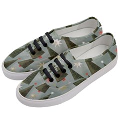 Christmas Trees Pattern Wallpaper Women s Classic Low Top Sneakers