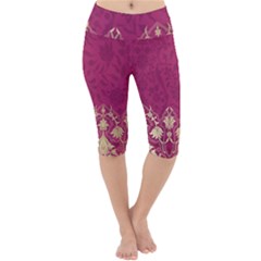 Vintage Pink Texture, Floral Design, Floral Texture Patterns, Lightweight Velour Cropped Yoga Leggings by nateshop