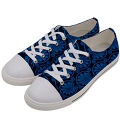 Blue Floral Pattern Floral Greek Ornaments Men s Low Top Canvas Sneakers