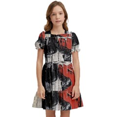 Abstract  Kids  Puff Sleeved Dress