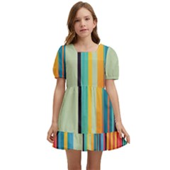 Colorful Rainbow Striped Pattern Stripes Background Kids  Short Sleeve Dolly Dress