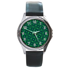 Plaid Green Light Round Metal Watch