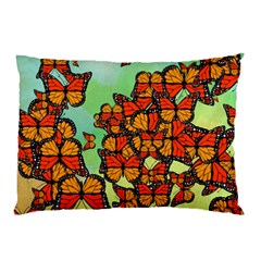 Monarch Butterflies Pillow Case by linceazul