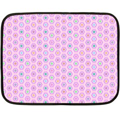 Hexagonal Pattern Unidirectional Double Sided Fleece Blanket (mini) 
