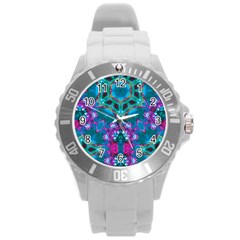 Peacock2 Round Plastic Sport Watch (l) by LW323