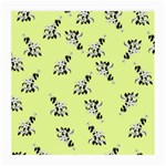 Black and white vector flowers at canary yellow Medium Glasses Cloth